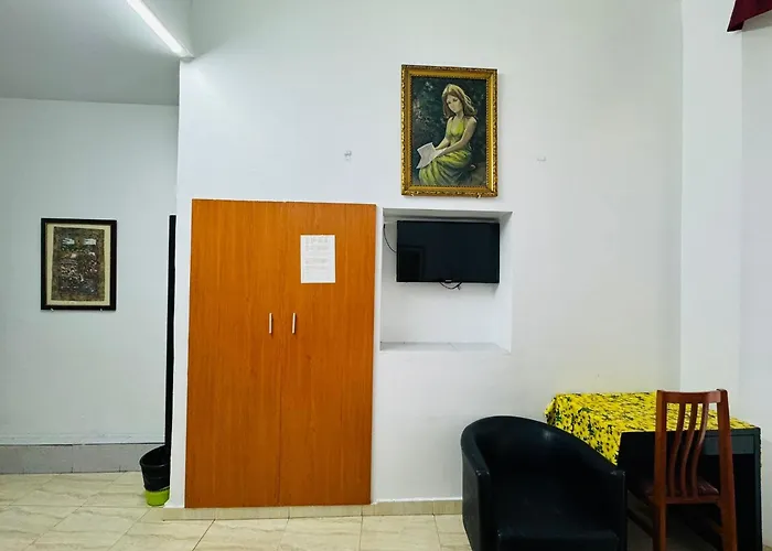 Hostal Mont ThaborHostal